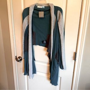 Sparrow by Anthropologie size L teal, grey and black hi low sweater